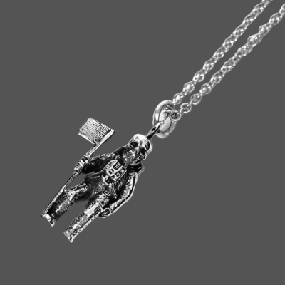 Foti Astronaut Pendant